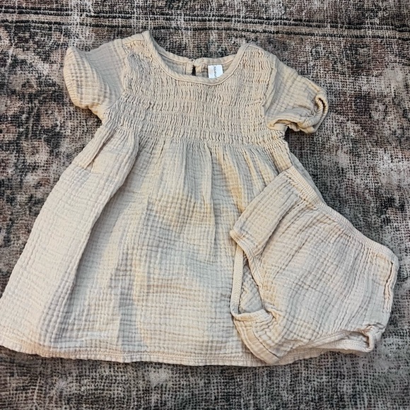 Gerber Other - Modern Moments Tan Linen Dress Size 12-18 Months